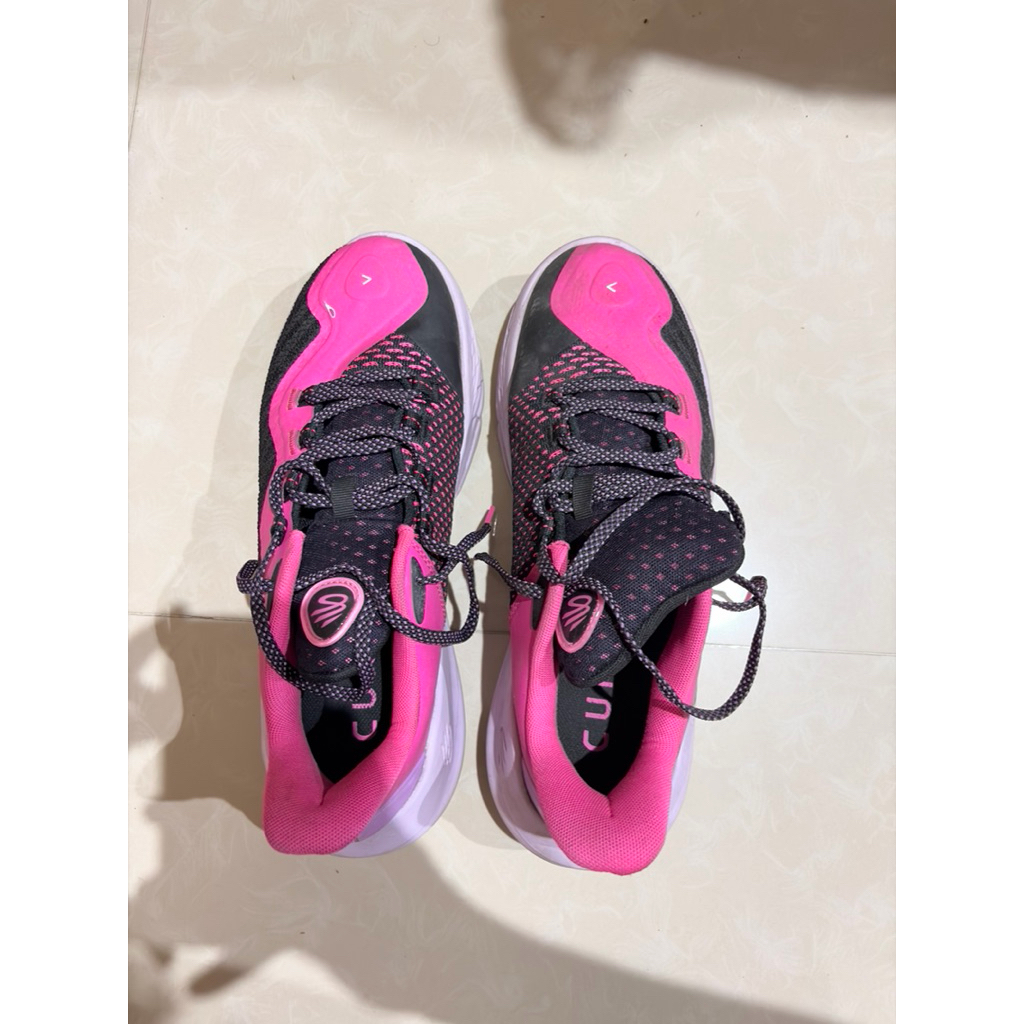 Sepatu Basket Curry 11 Girl Dad Original (Second)