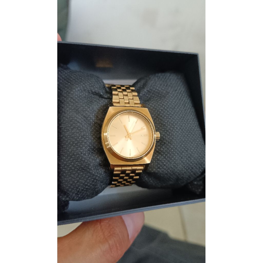 Jam Tangan Original (Preloved) Nixon MinimizedThe small time teller