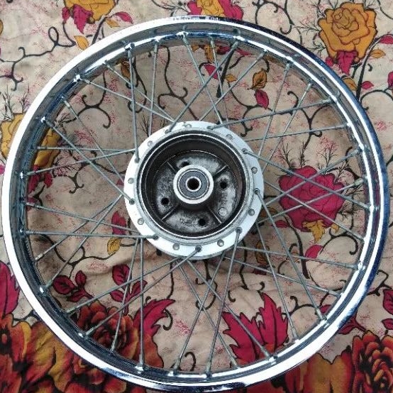 VELEG VELG BELAKANG RUJI YAMAHA JUPITER/VEGA LAMA FIS'R FOSWAN SIGMA ORIGINAL MOTOR
