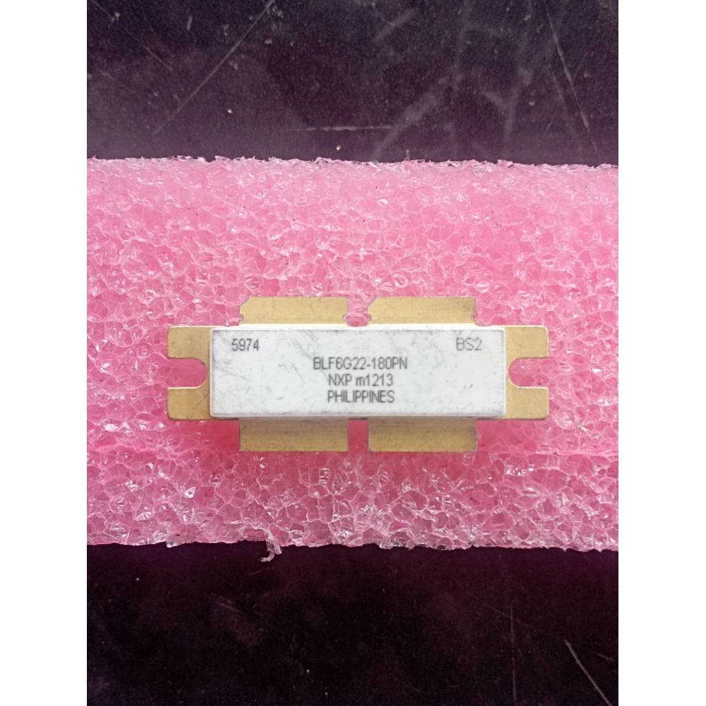 MOSFET BLF6G22-180PN