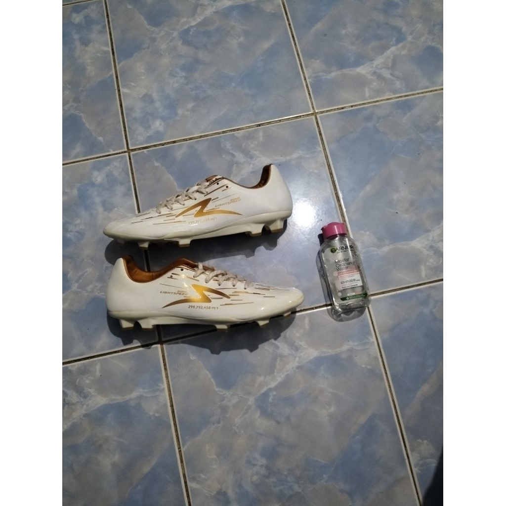 Ss + Reborn White Gold FG Sz 40