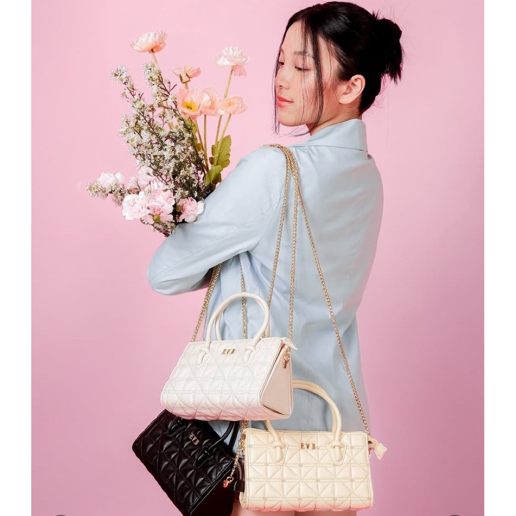 EVB NATSUMI TAS SELEMPANG