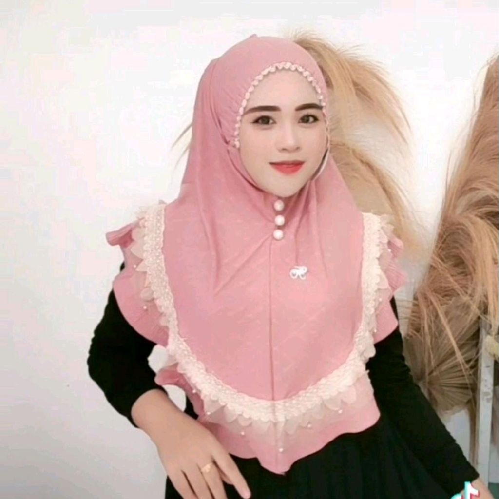 hijab fo RAISA