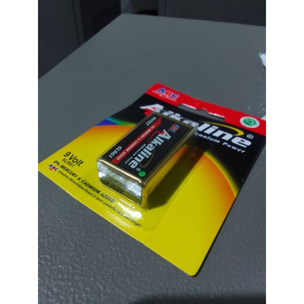 BATERAI ALKALINE 9VOLT