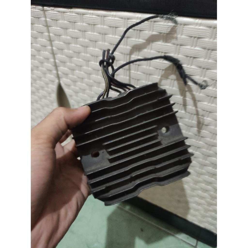 KIPROK REGULATOR GSX R 600 750 ORI COPOTAN MOTOR K7 2006 2007