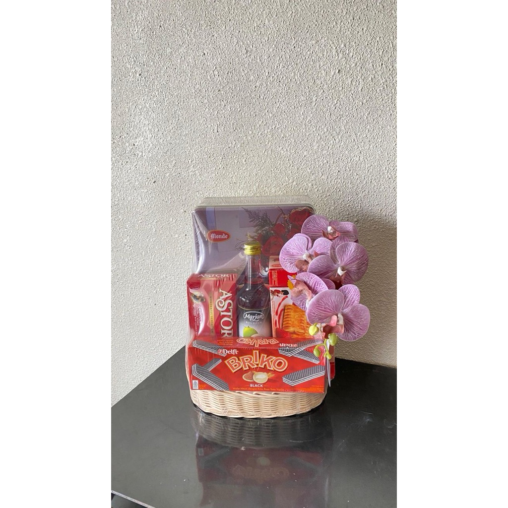 HAMPER/PARCEL HARI RAYA/NATAL ISIAN SNACK KALENG/JAJANAN BIJIAN/MINUMAN BOTOL
