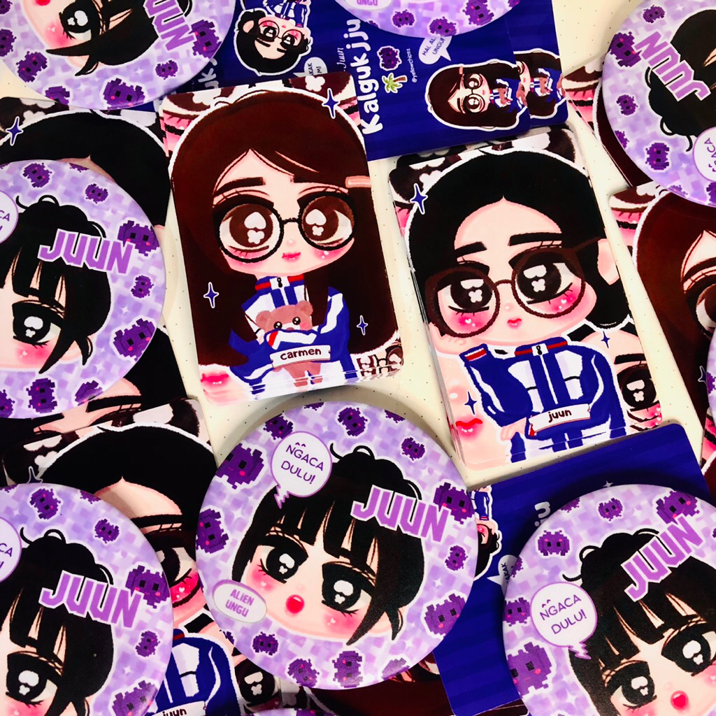 Hearts2Hearts Juun Hand Mirror & Kalgukjju Photocard