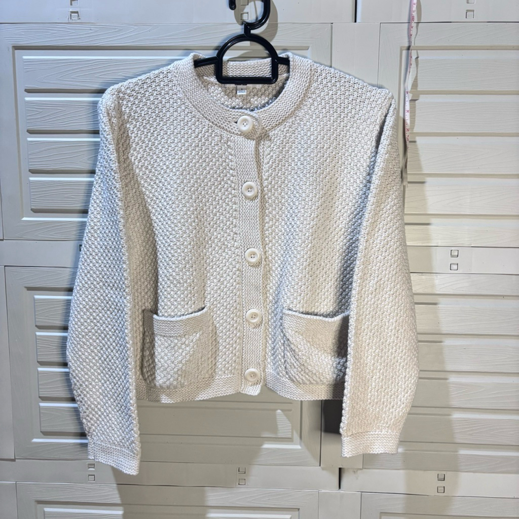 [ Preloved ] UNIQLO - Short Knitted Jacket Tweed Cardigan Size S