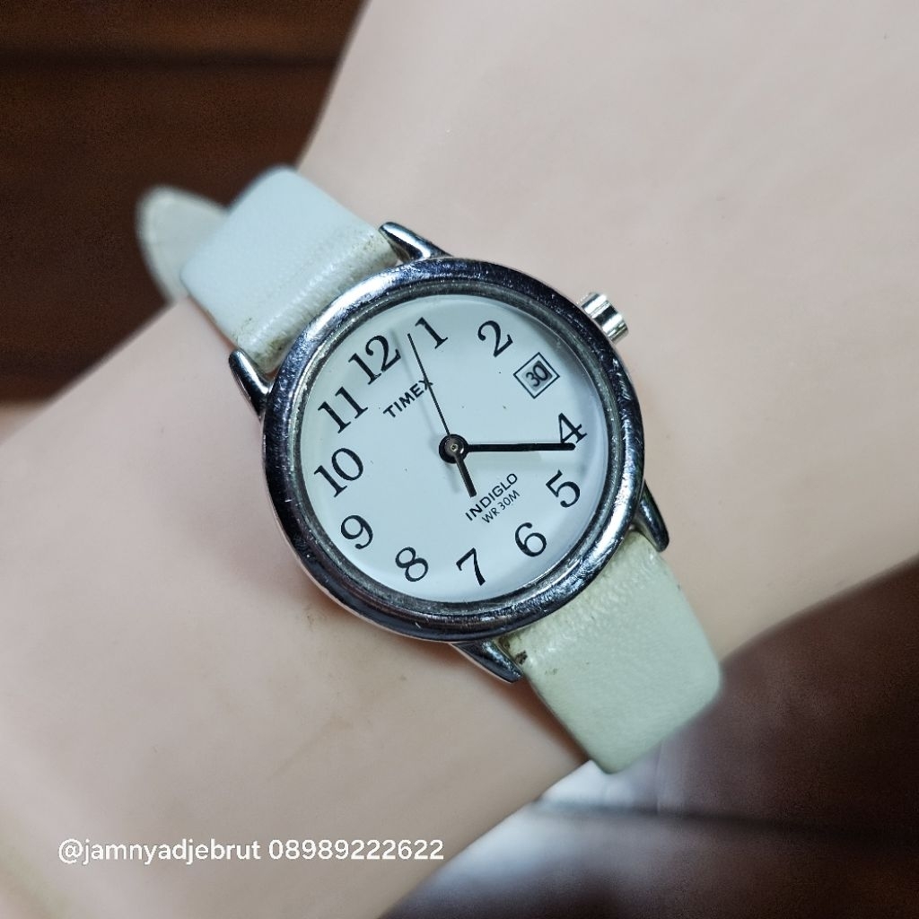 Jam Timex Indiglo R61 Ladies Silver White Bekas