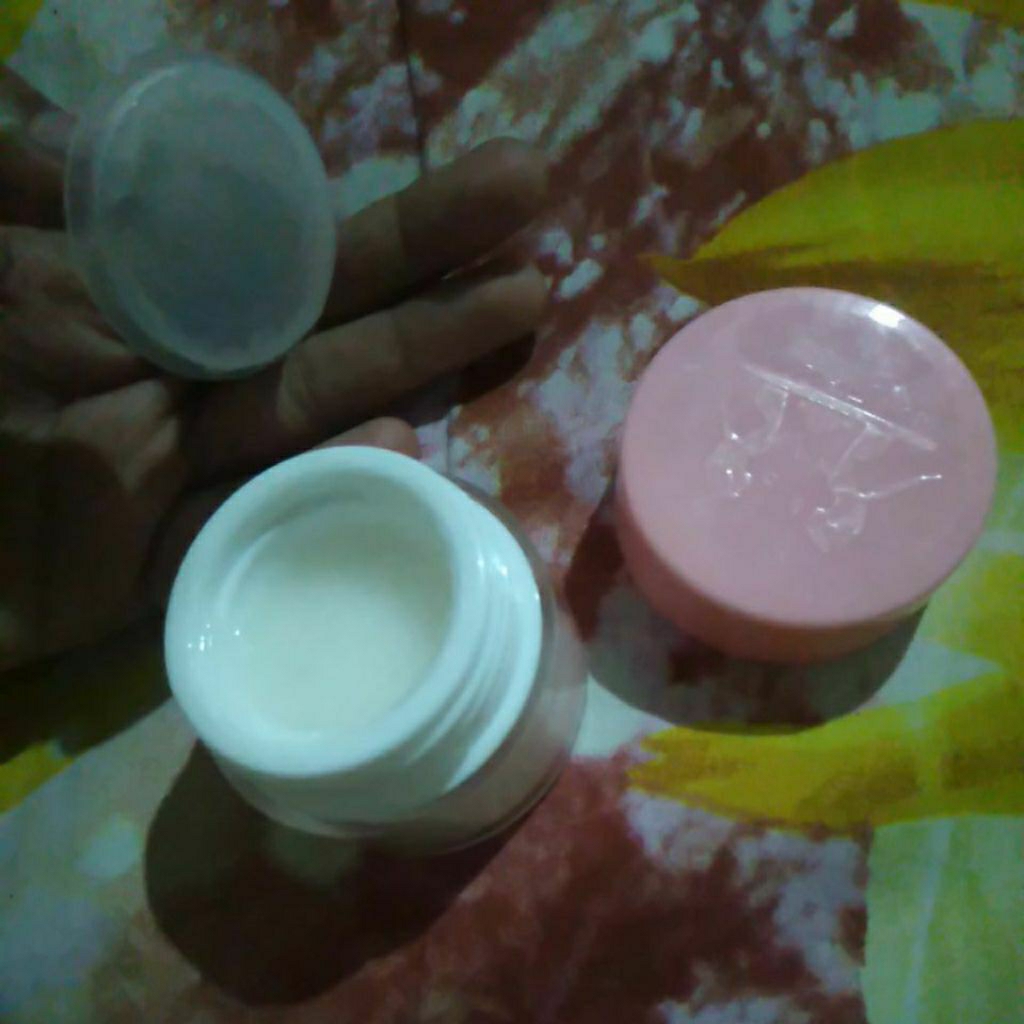 preloved skincare/preloved night cream kinclong gloglowing/preloved gloglowing murah
