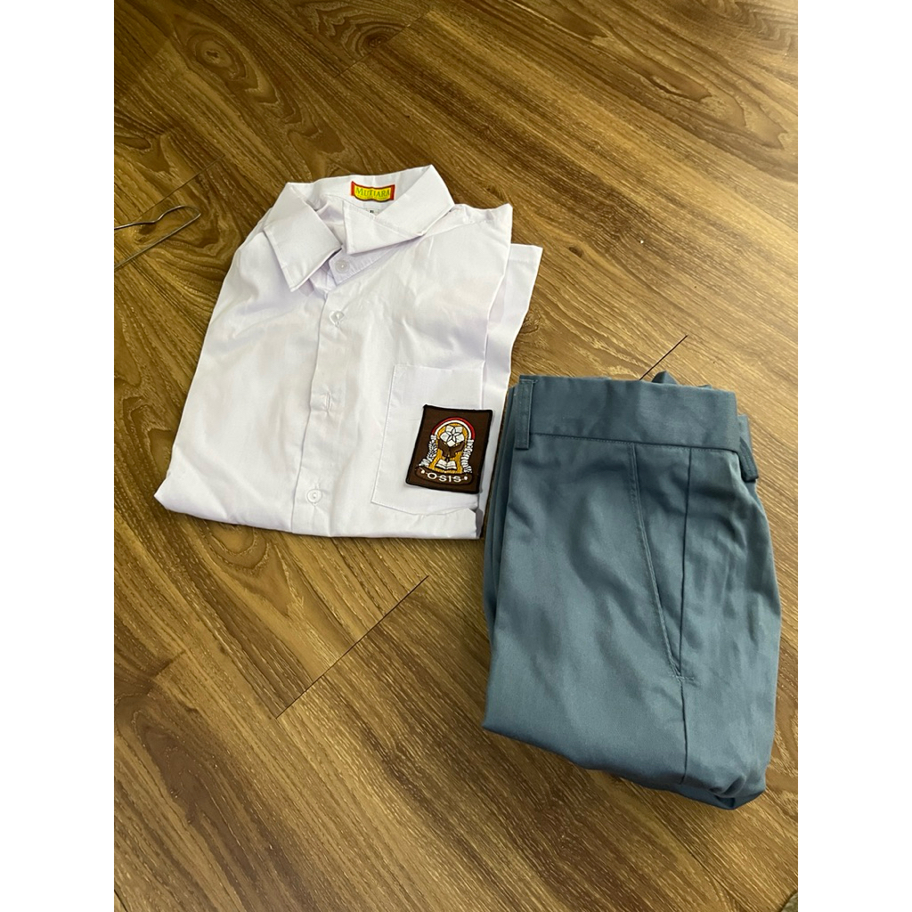 preloved set seragam sekolah SMA