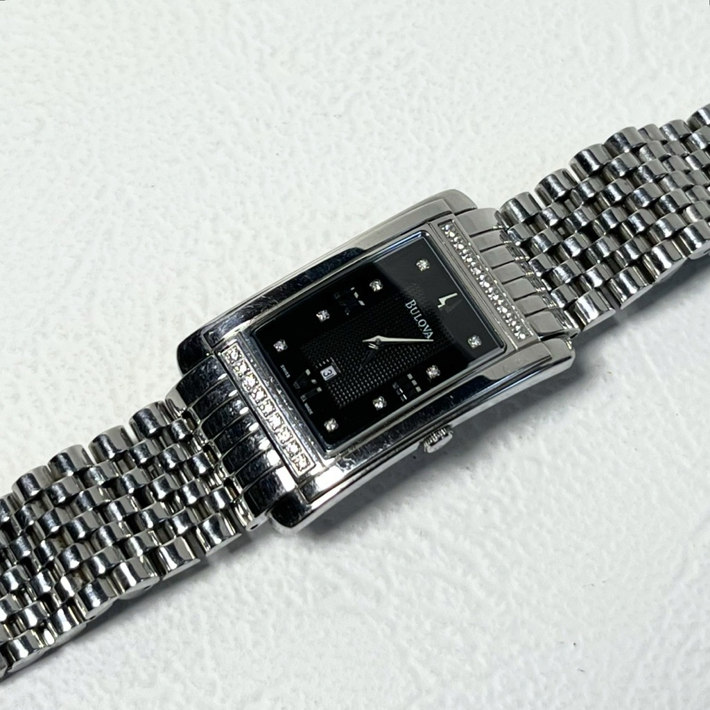 Bulova Quartz 30x24mm Watch