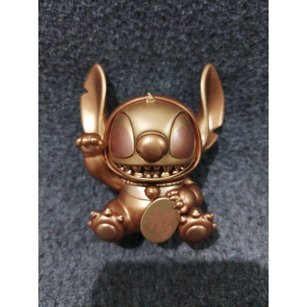 Urdu stitch fukuheya lucky series 2 blind box loose - maneki neko stitch bronze