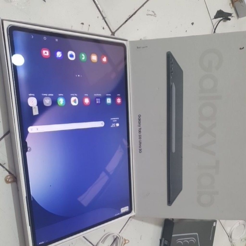 Samsung Galaxy Tab S10 Ultra 5G 12/256 Minus dikit