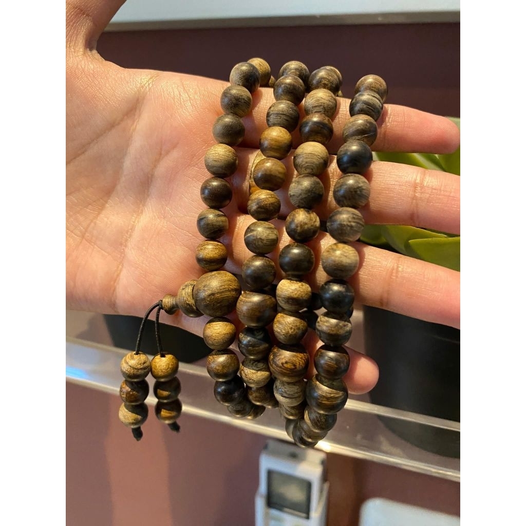 Tasbih gaharu Kalimantan sink tenggelam