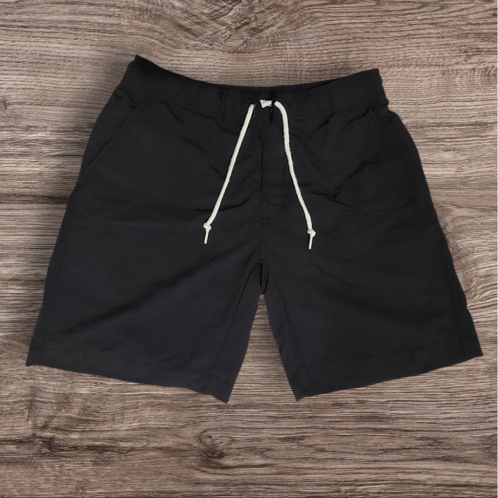 Celpen Boardshort UNIQLO Hitam Second