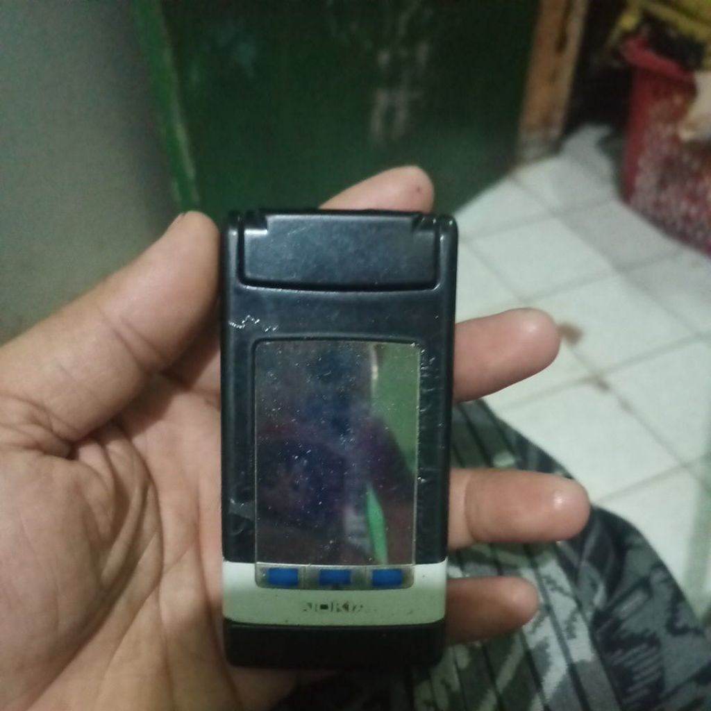 BAHAN Nokia N76