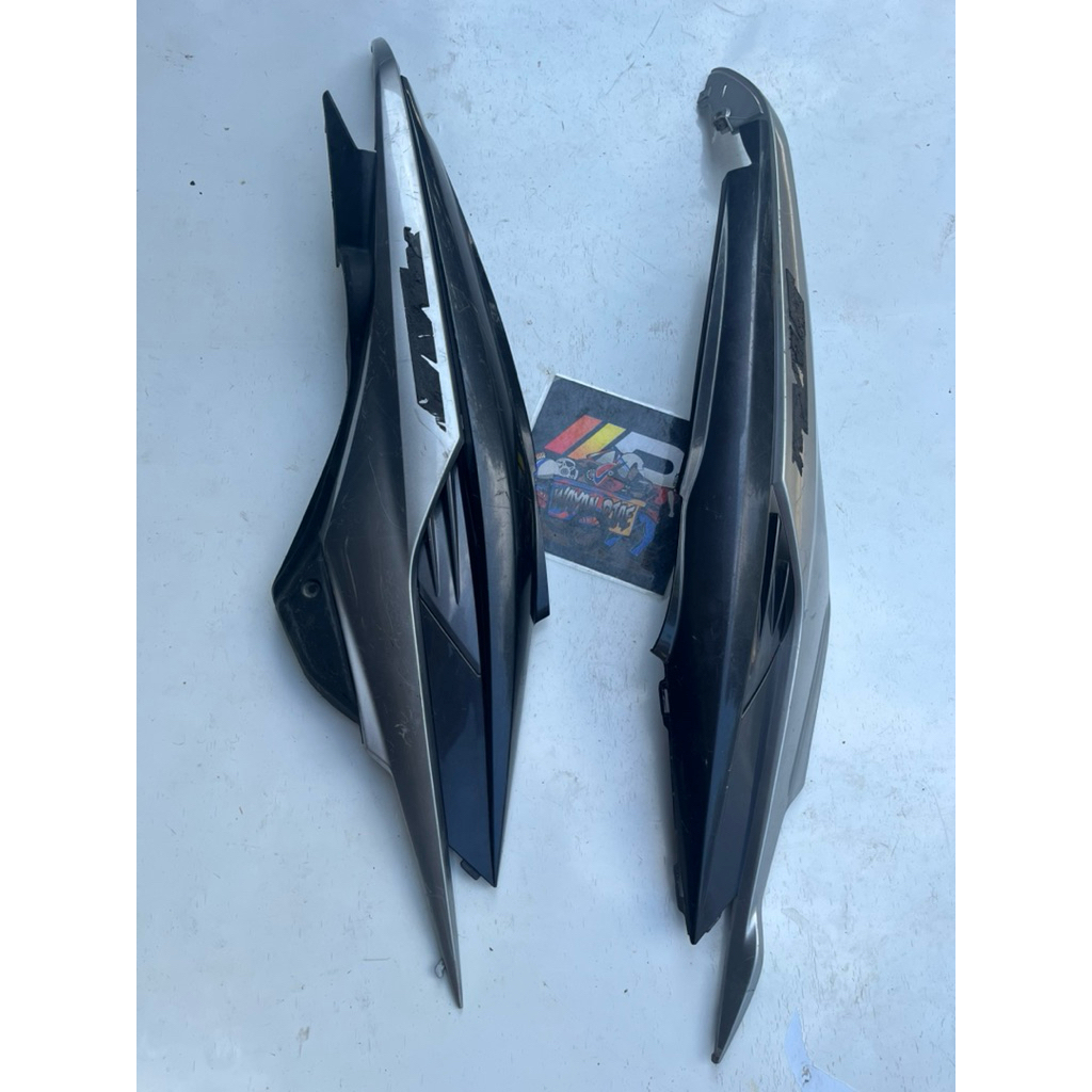 cover bodi belakang kanan kiri honda REVO AT MATIC original second