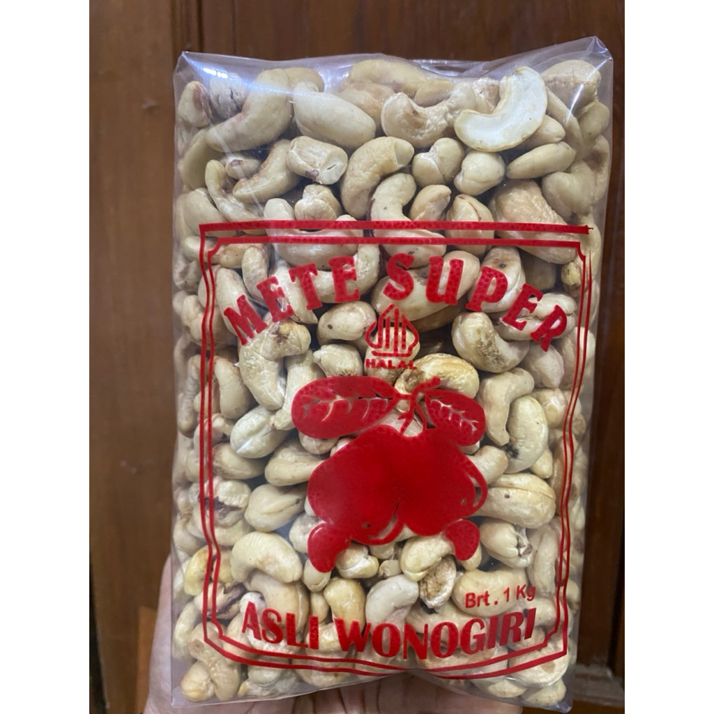 kacang mete mentah utuh 1kg Kacang Mede Mentah 1kg kacang mede
