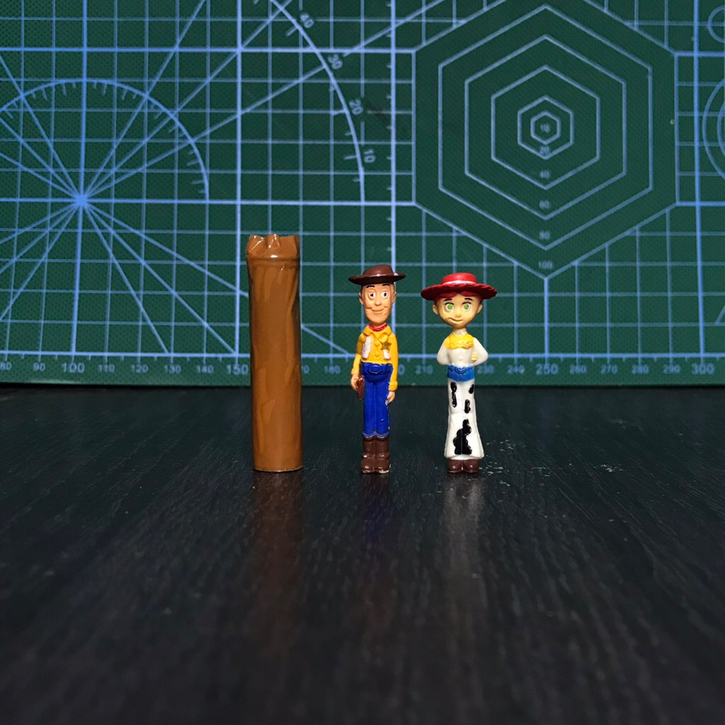 Toy Story Woody & Jessie Minifigure Disney Pixar [PRELOVED]