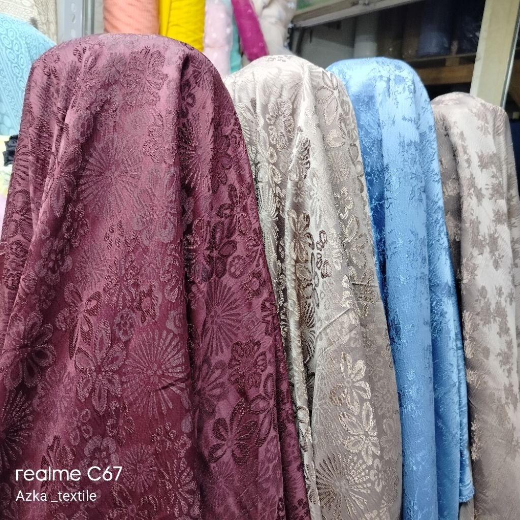 KAIN BAHAN JAGUAR EMBOS IMPORT (harga 0,5/50cm)