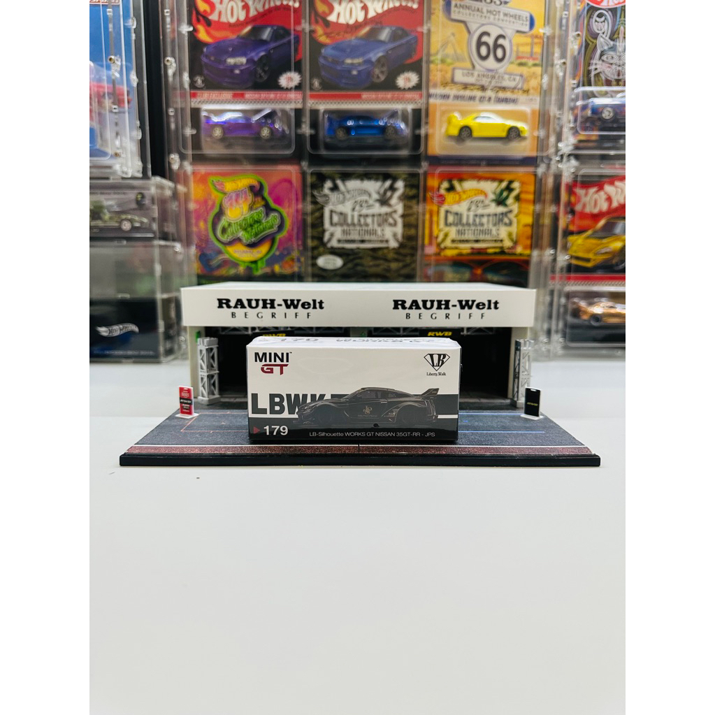 Mini GT No 179 LB Silhouette Works GT Nissan 35GT-RR Ver 1 JPS
