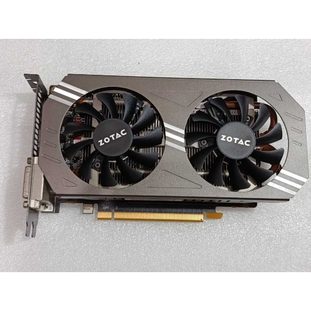 ZOTAC GTX 970 4GB 256BIT DDR5 LIKE NEW