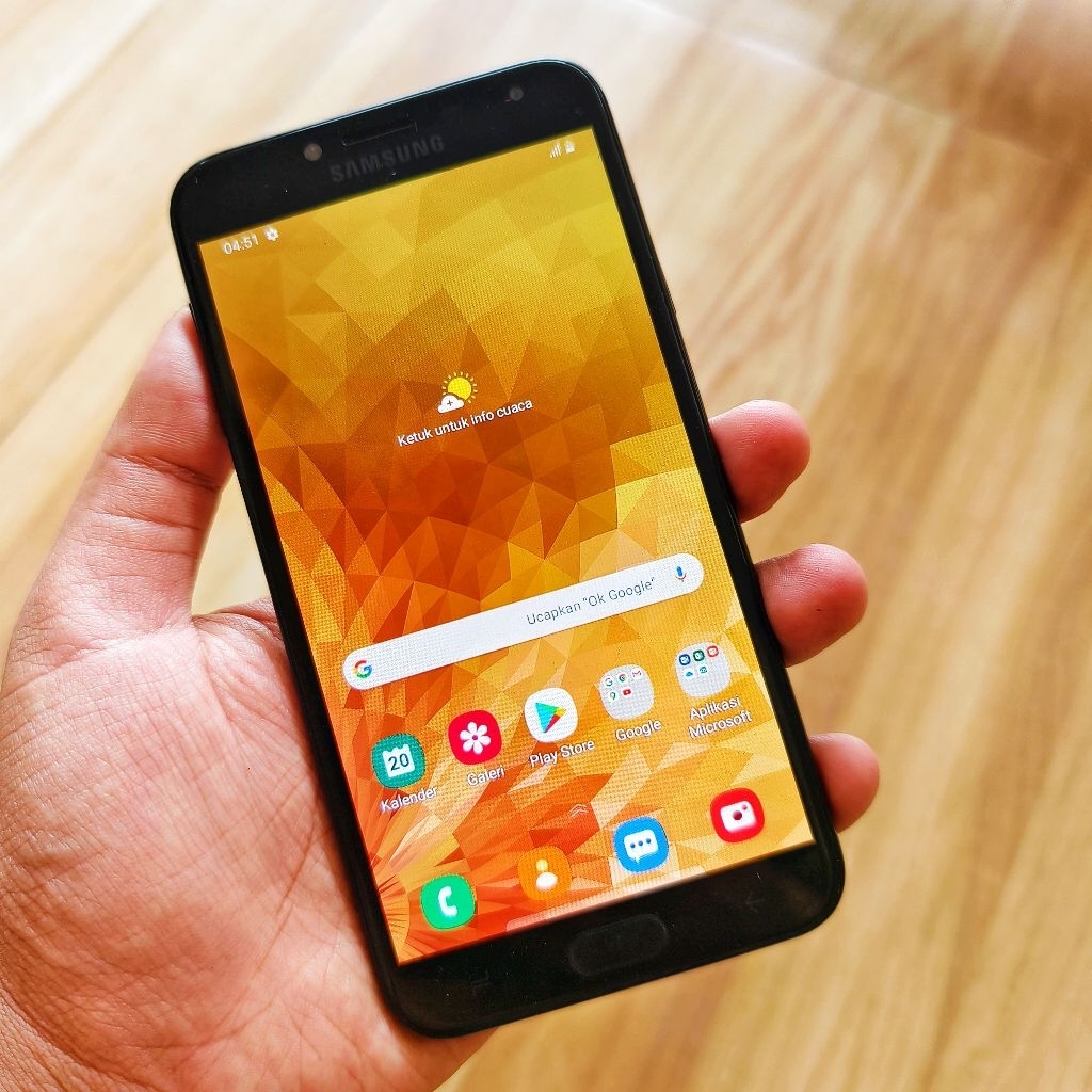 SAMSUNG J4 2018 4/64 SECOND NORMAL BERKUALITAS