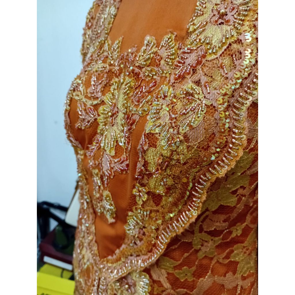 Preloved Kebaya Modern