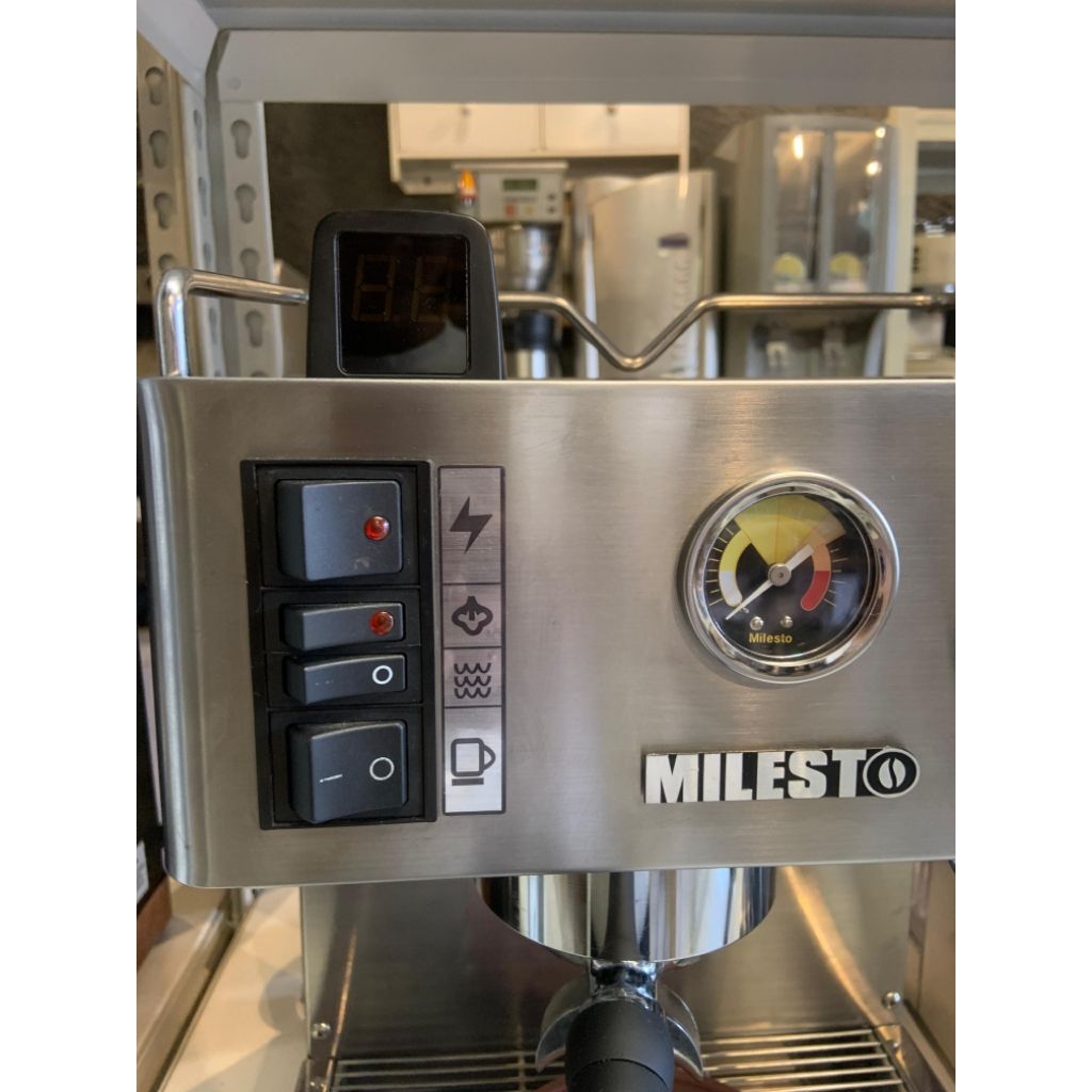 Mesin kopi Milesto Elegan 3 second