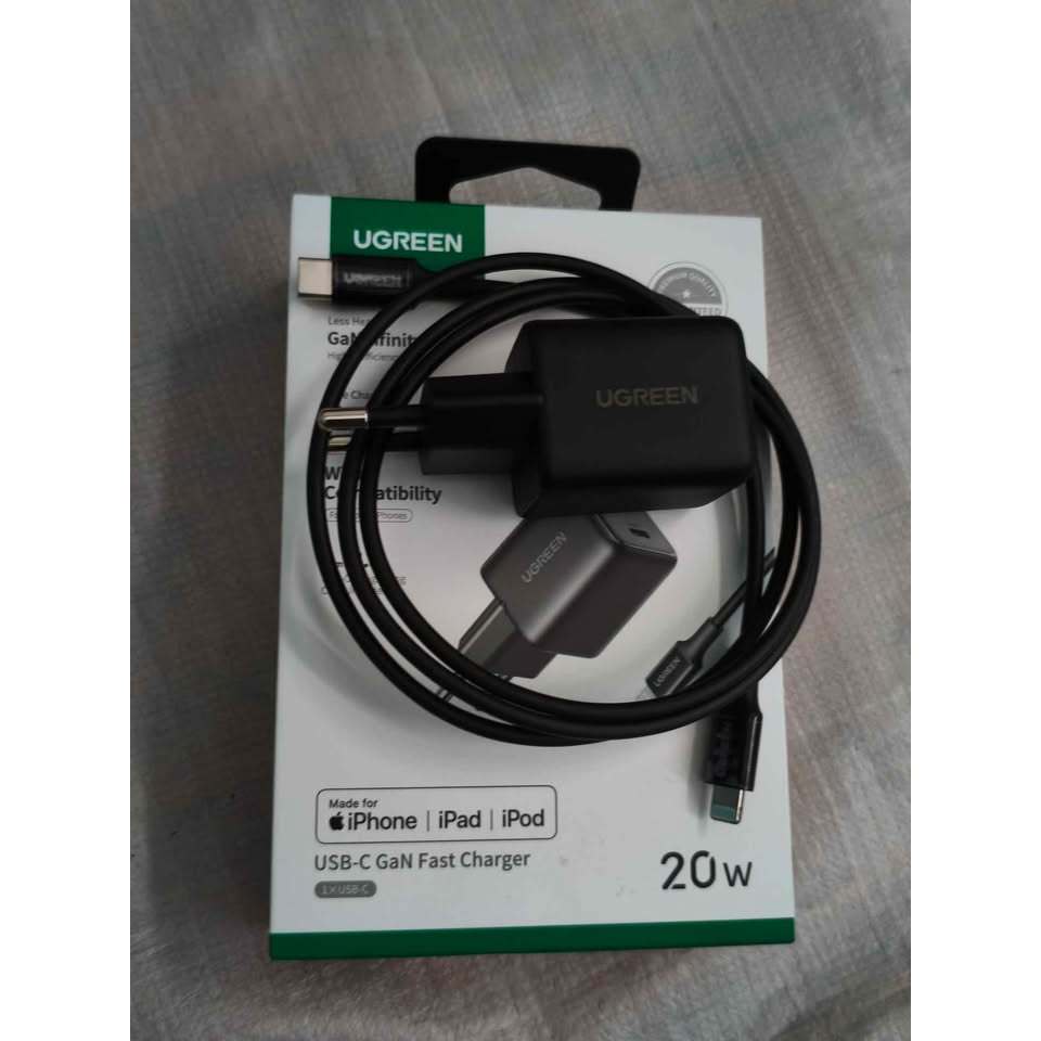 UGREEN Charger USB-C GaN Fast Charging 20w untuk iPhone iPad iPod with Cable Type C to Lightning C G
