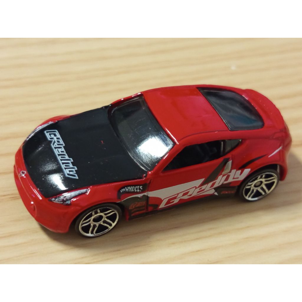 Hotwheels Nissan 370Z Red