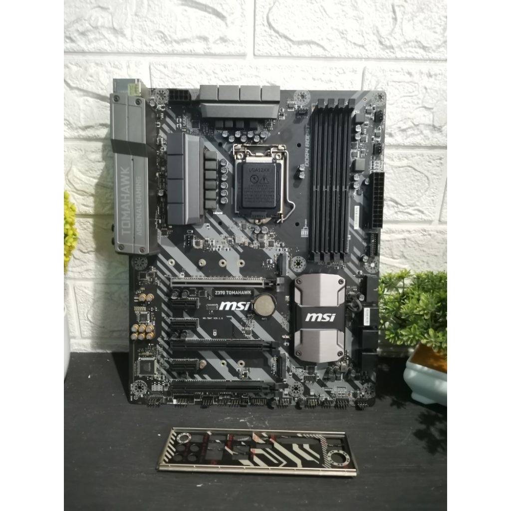 motherboard msi Z370 Tomahawk