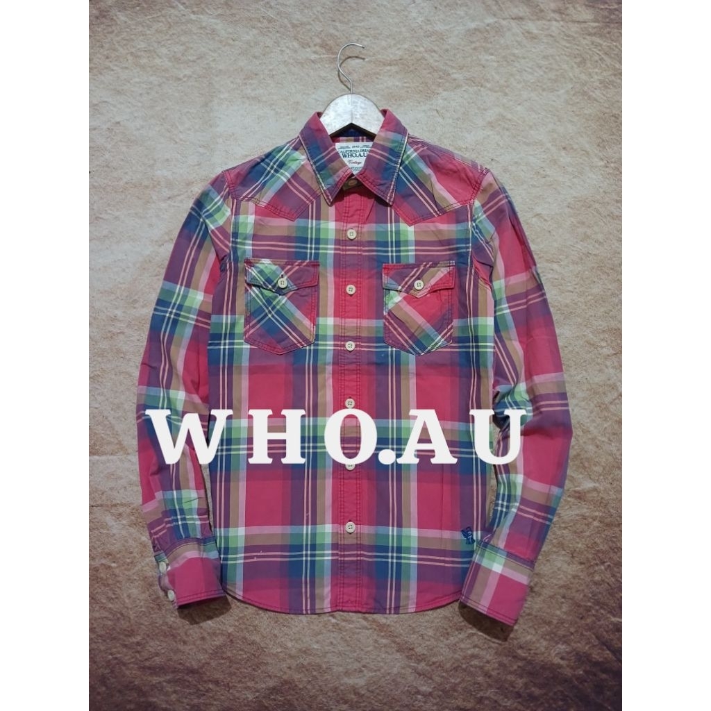 shirt WHO.A.U bahan katun adem recomend