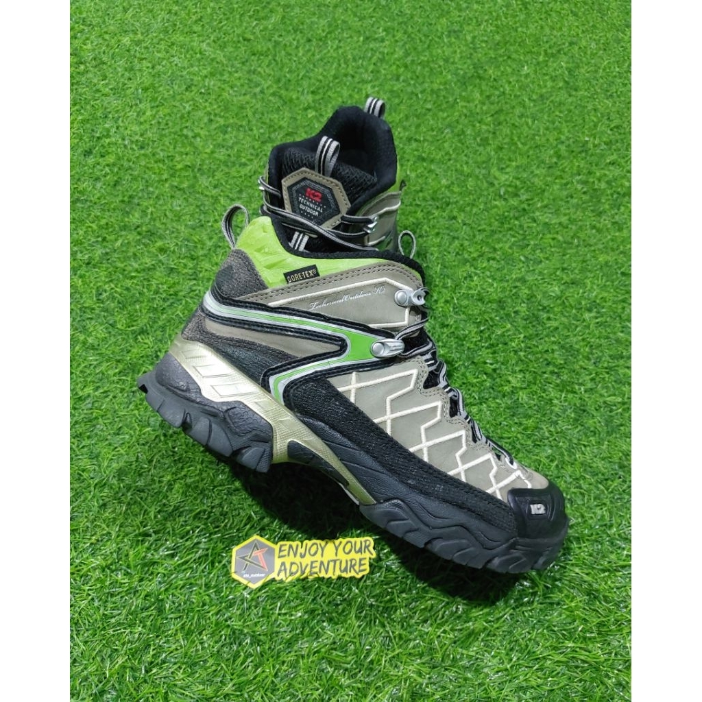 sepatu gunung trekking k2 size 40