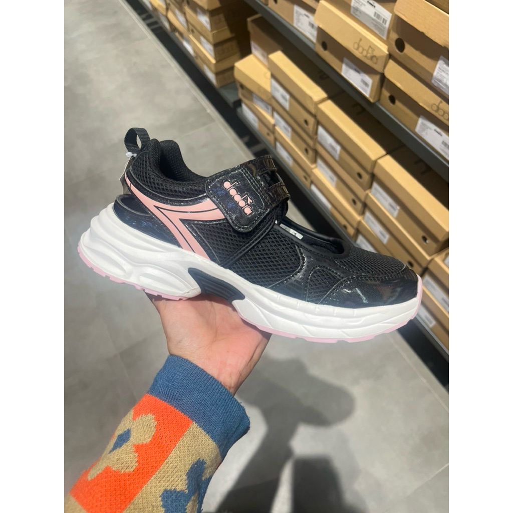 diadora Pulizia Mary Jane Sneakers