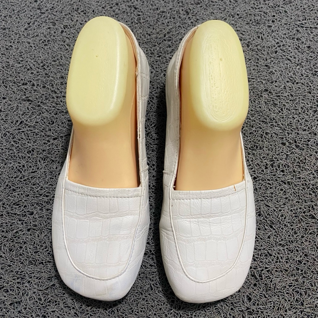 preloved sepatu loafer wanita sz 37