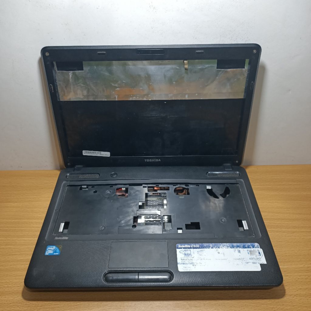 Casing Case Kesing Laptop Toshiba Satellite C600