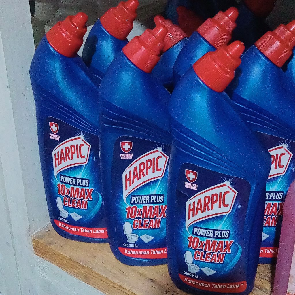 Harpic Pembersih Toilet 750ml Membunuh Kuman