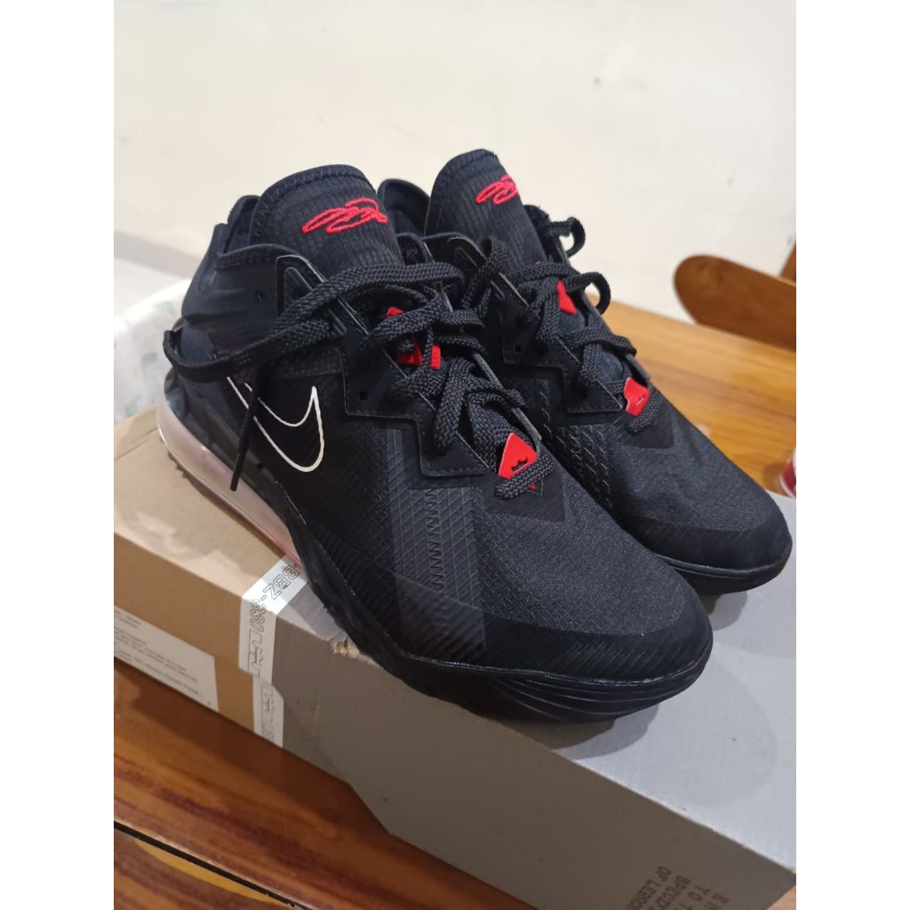 EVAN FB Lebron 18 Low