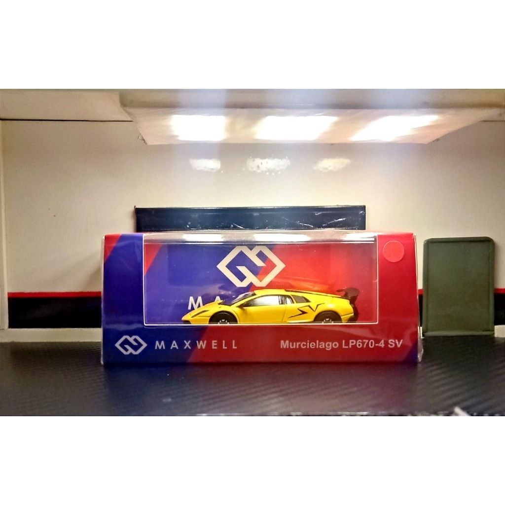 Maxwell Lamborghini Murcielago LP670-4 Super Veloce (SV) Giallo Orion