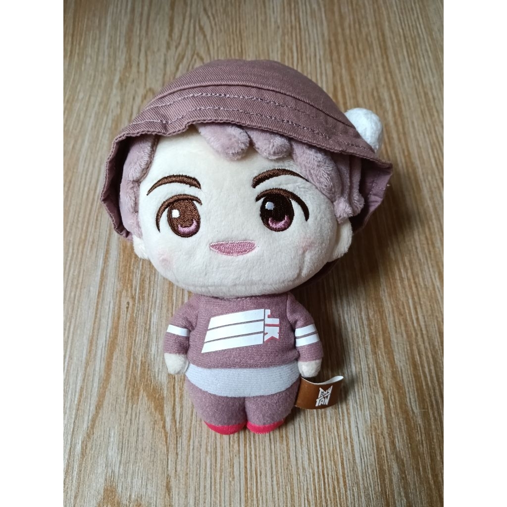 Boneka Jungkook JK BTS kecil