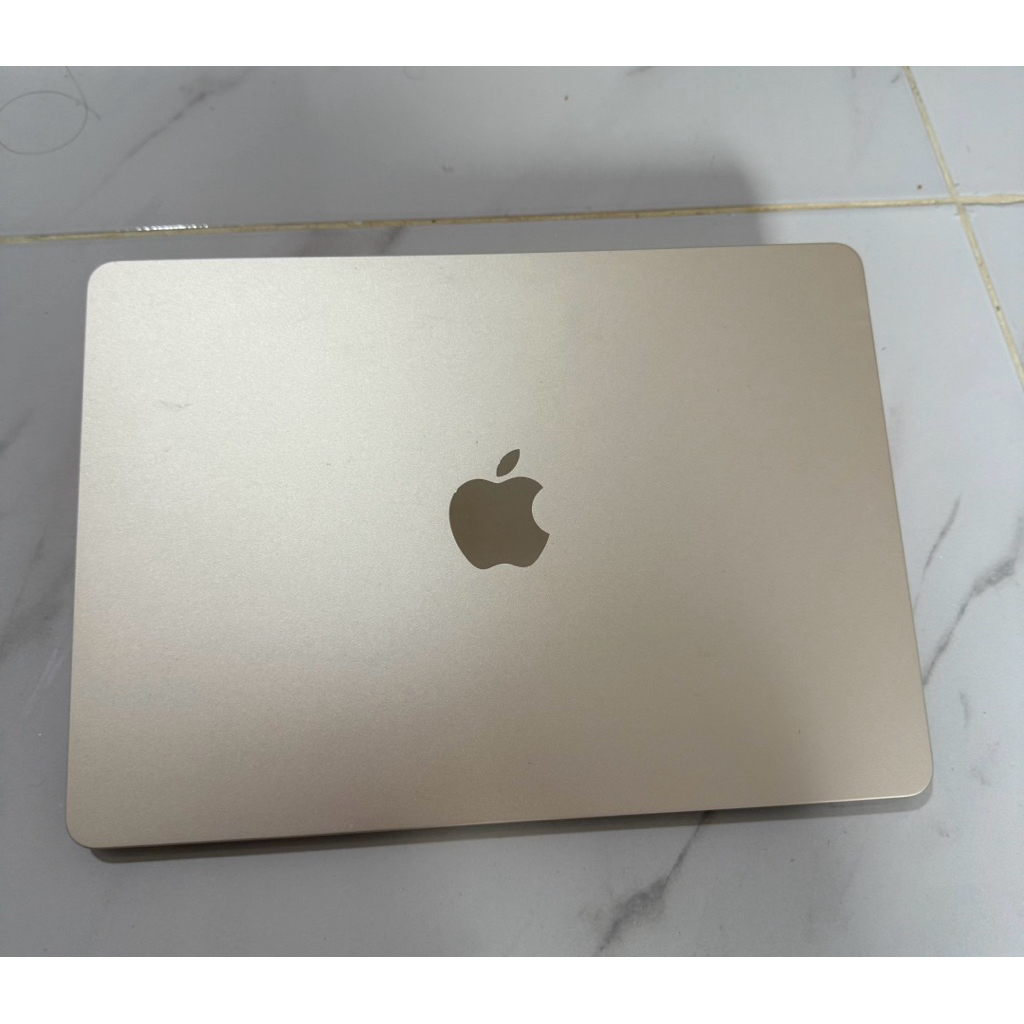 Macbook Air M2 16/256 Starlight