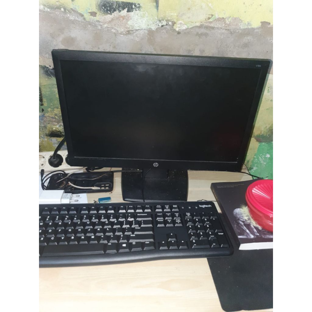 Monitor HP V194 18,5" 60Hzmonitor + kabel power + kabel vga
