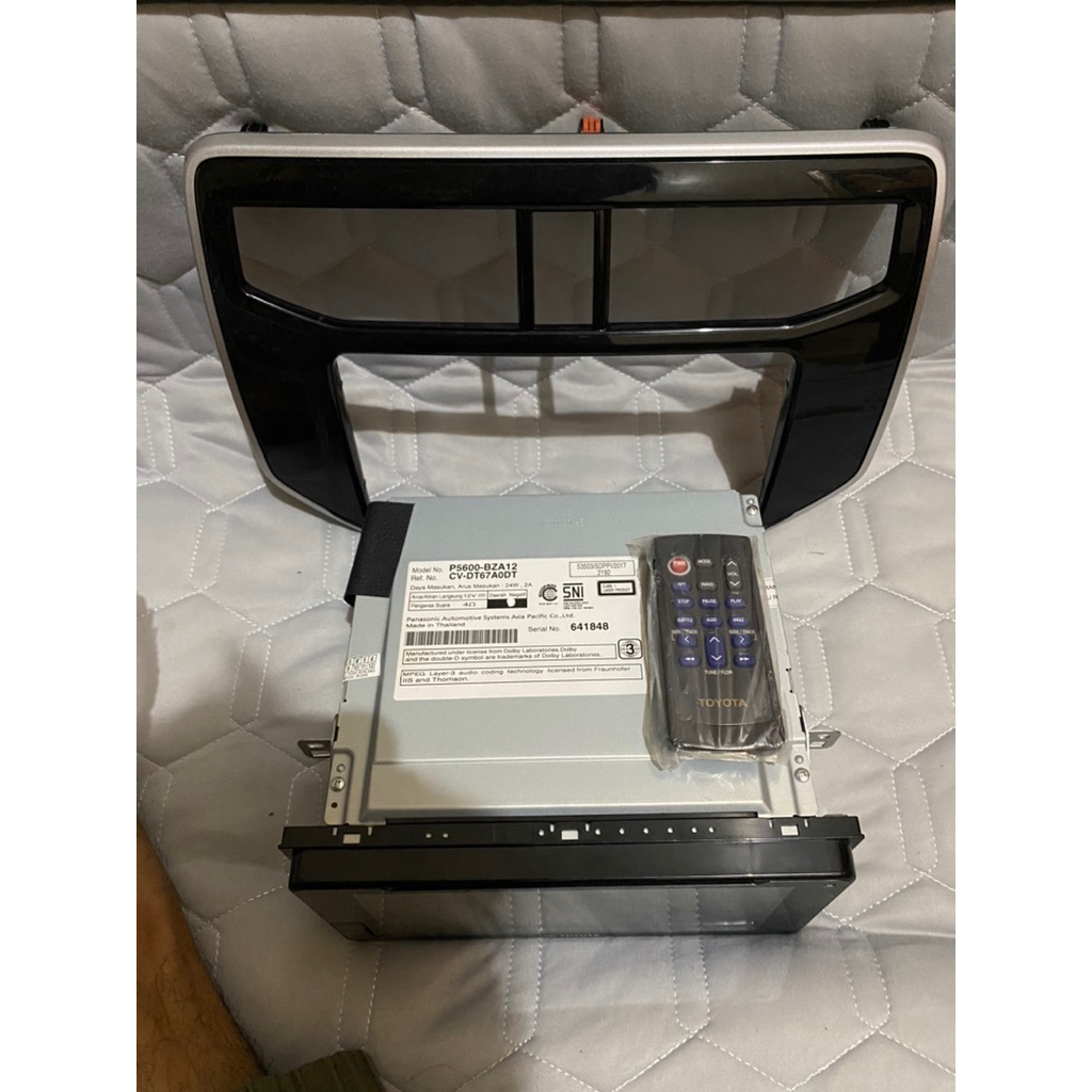 Head Unit Original Toyota Rush 2021 + Frame + Remote