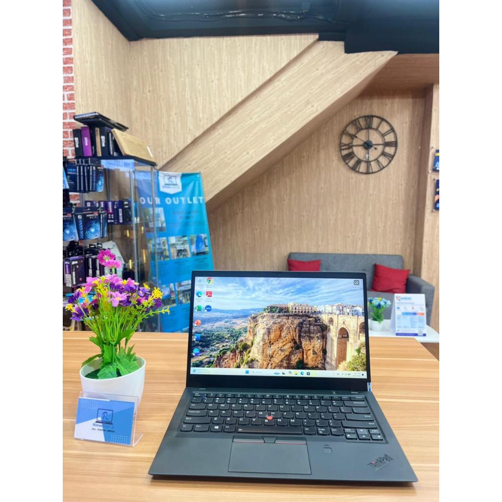 LENOVO THINKPAD X1 CARBON I5 GEN 8 RAM 8GB SSD 256GB / SECOND
