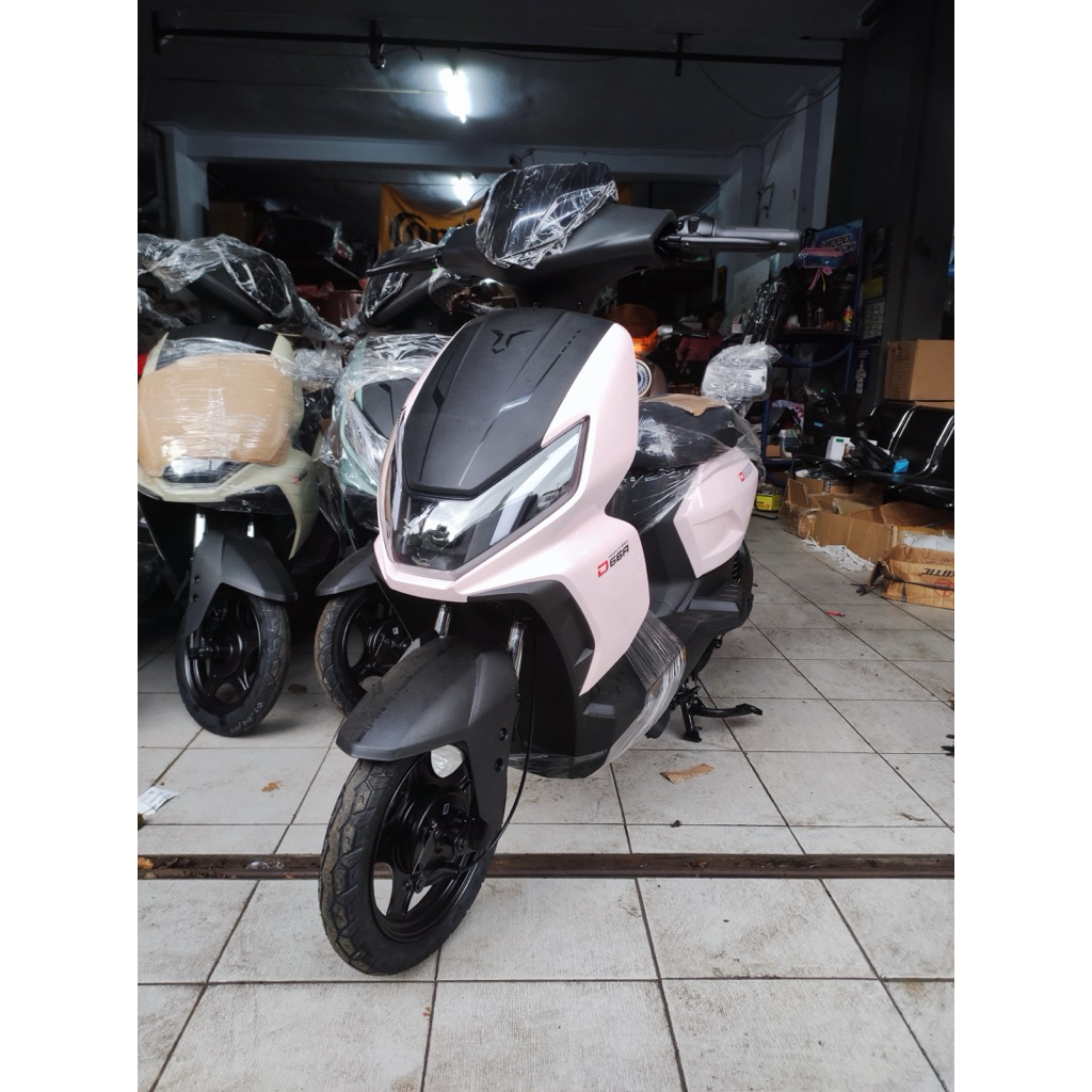 SEPEDA LISTRIK / MOPED LISTRIK UWINFLY D65 / D65 ADV BOX 500 Watt / D66A NEW 600 Watt 48V/12Ah