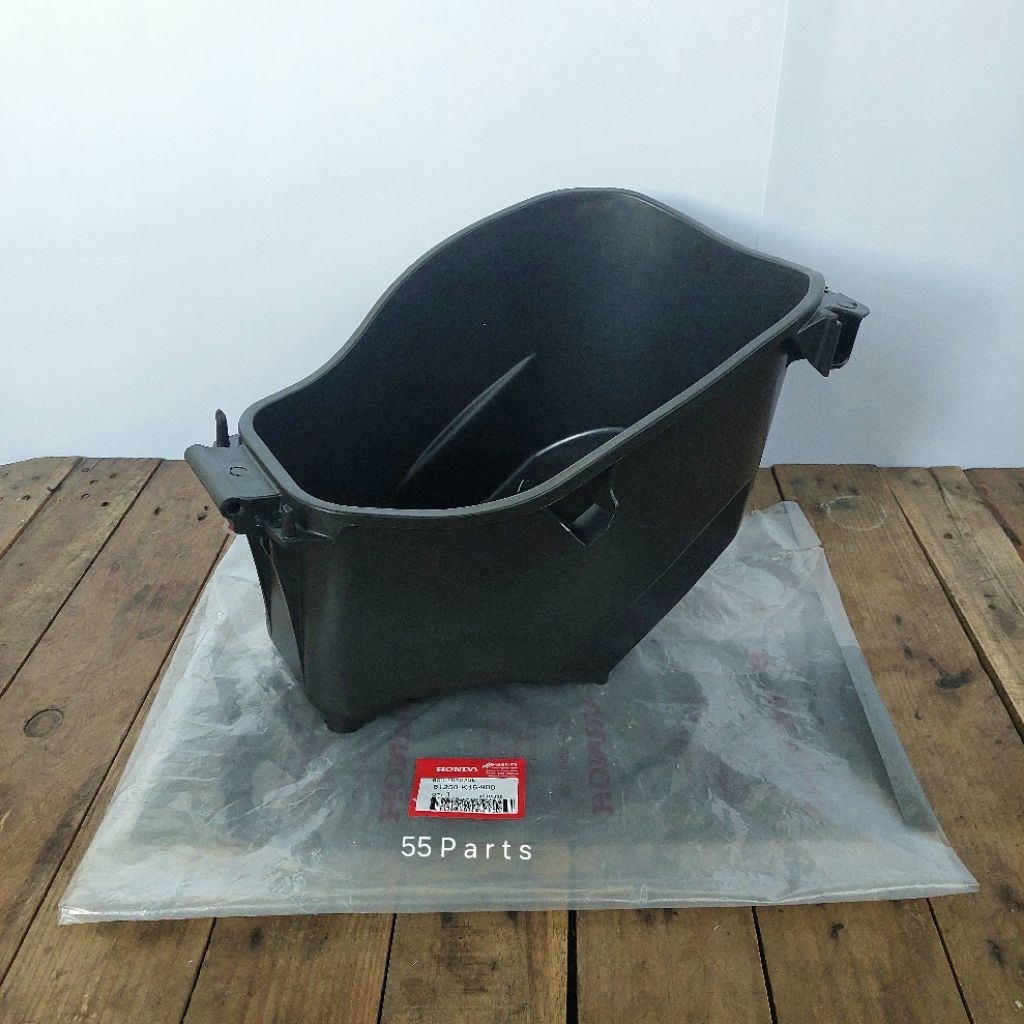 Box Luggage Box Bagasi Scoopy FI Injeksi (2013 - 2016) Original 81250K16900
