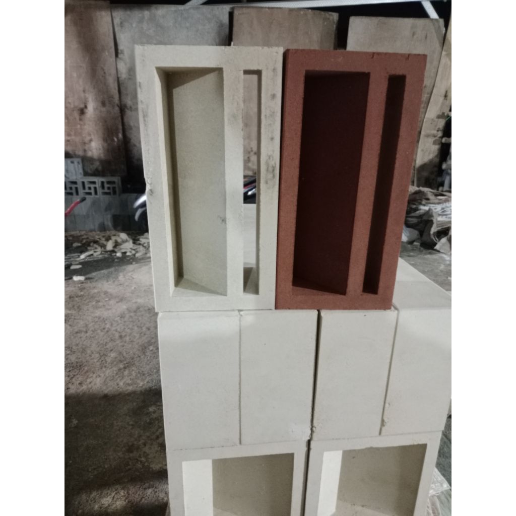 Roster beton anti tampias