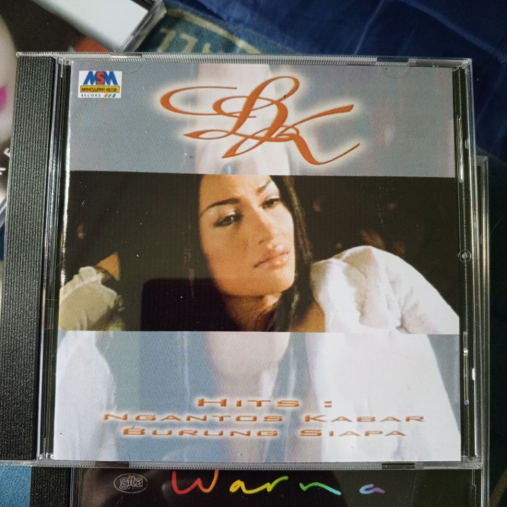 CD LILIS KARLINA NGANTOS KABAR